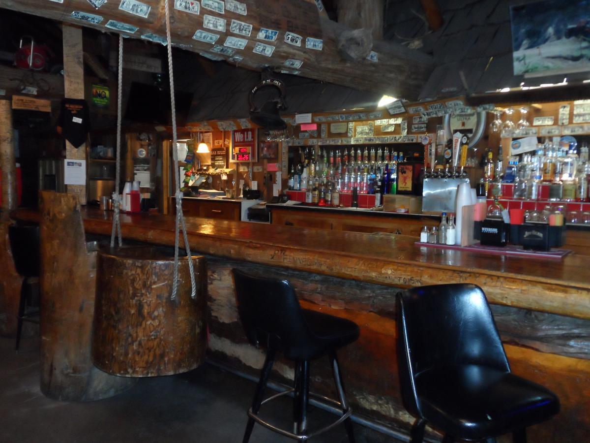 The Jack Saloon Motel Lolo Bagian luar foto